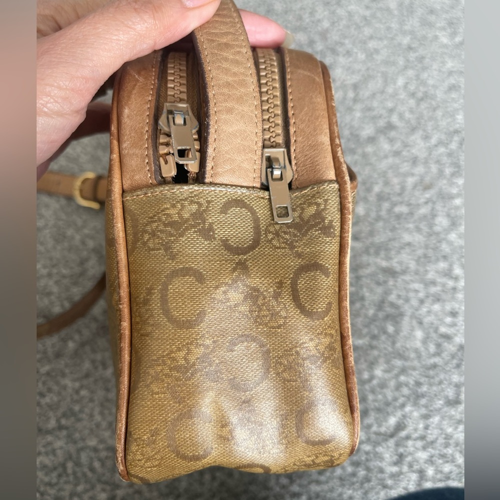 Vintage Celine Sling Bag - Picture 4 of 16